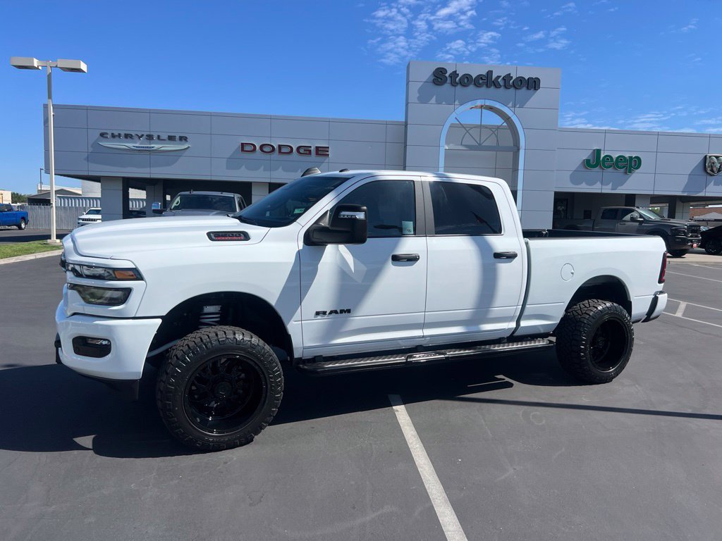 Used 2025 RAM 2500 Big Horn AWD/4WD image 47