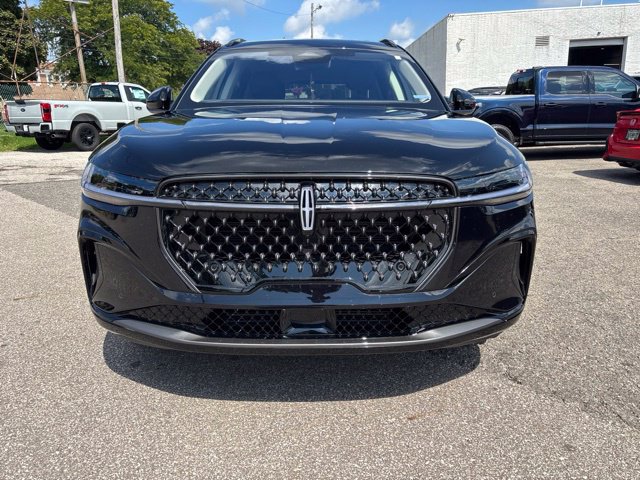 New 2026 Lincoln Nautilus Reserve w/ Jet Appearance Package AWD/4WD image 4