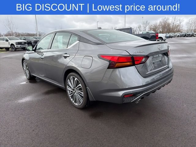Used 2025 Nissan Altima 2.5 SL FWD image 12