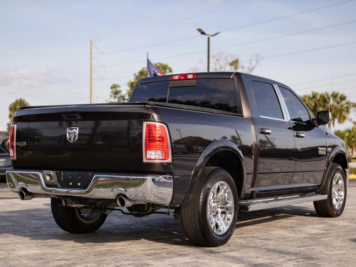Used 2016 RAM 1500 Laramie w/ Convenience Group RWD image 15