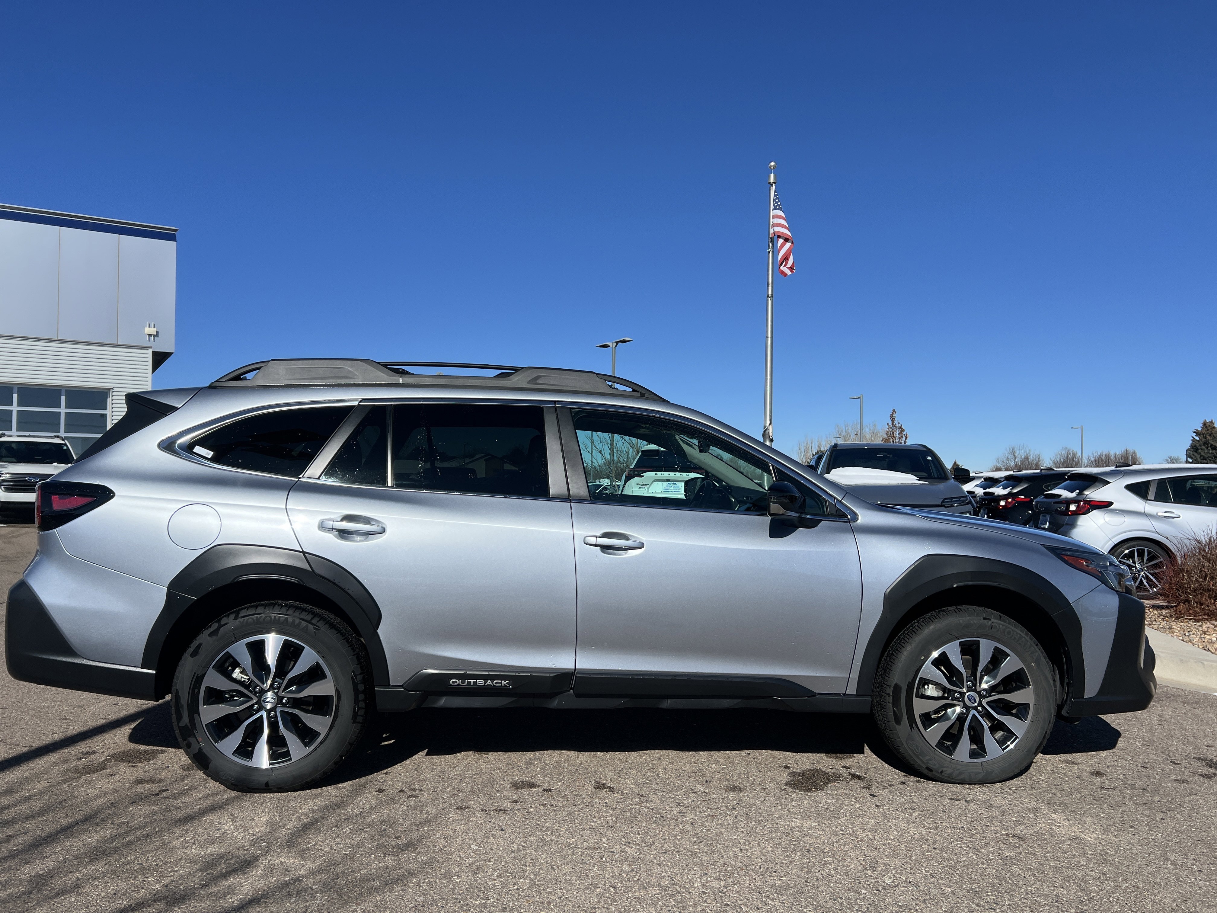 Used 2025 Subaru Outback Limited w/ Tech Package 3 image 9
