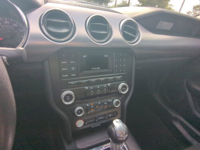 Used 2016 Ford Mustang Coupe RWD image 19