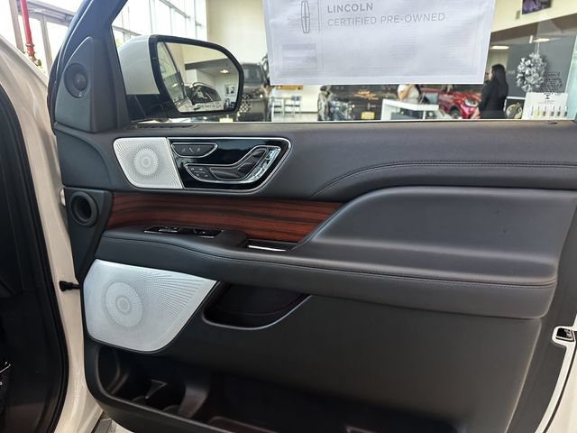 Certified 2024 Lincoln Navigator Reserve AWD/4WD image 35