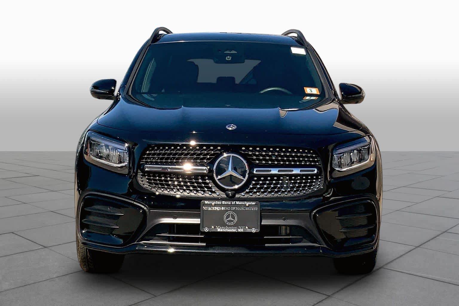 Used 2026 Mercedes-Benz GLB 250 4MATIC image 4