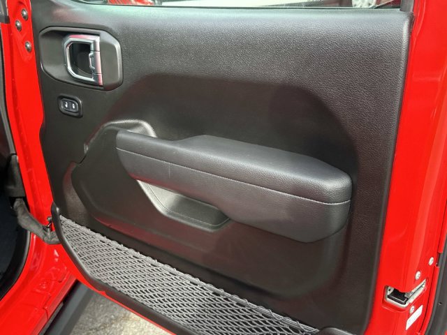 Used 2025 Jeep Gladiator Sport AWD/4WD image 33