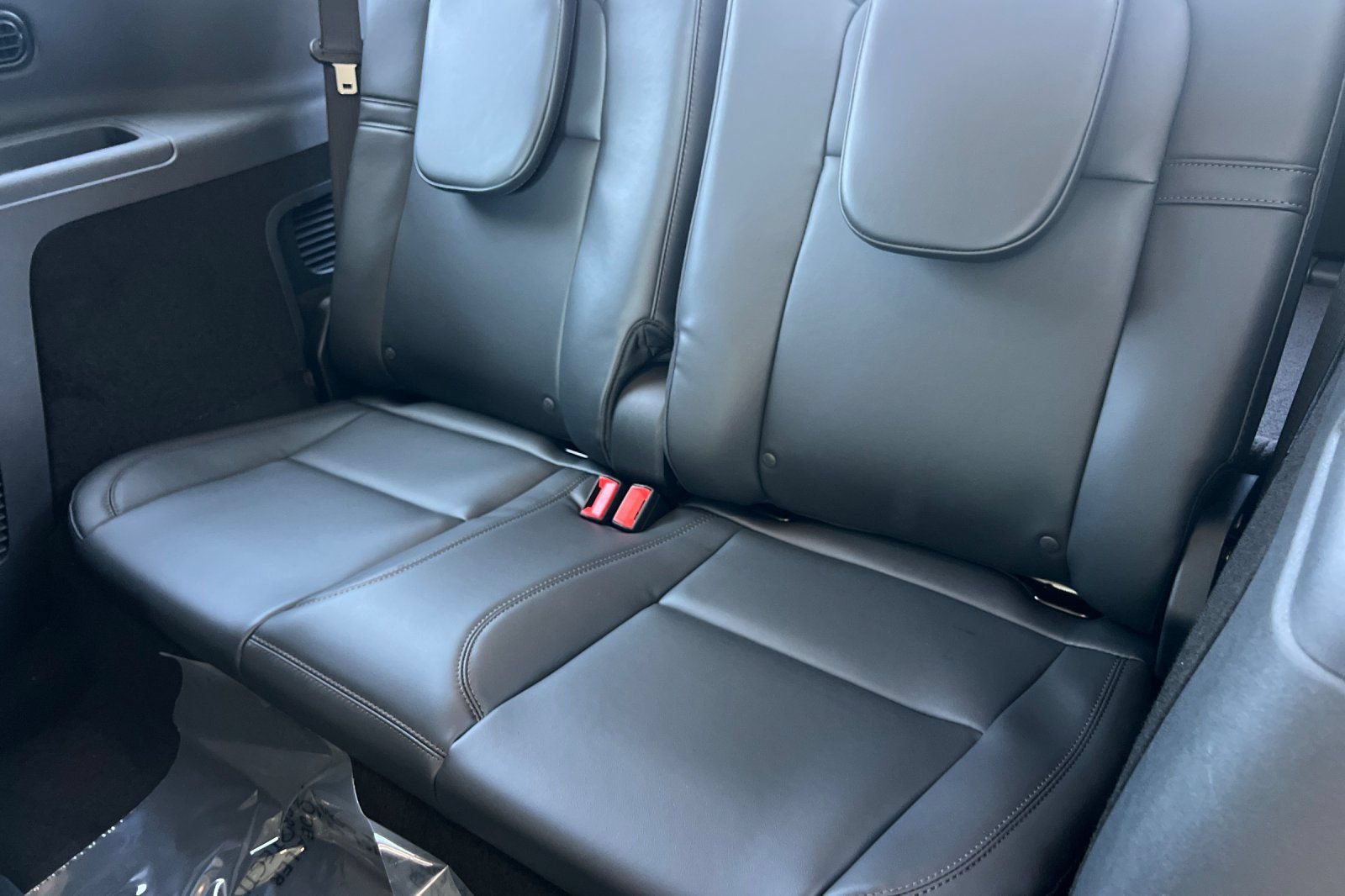 New 2026 Lincoln Aviator 2WD w/ Jet Appearance Package image 12