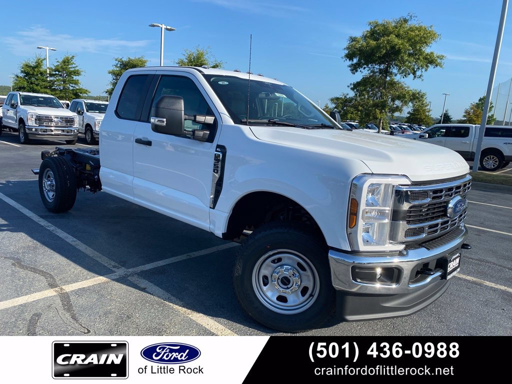 New 2026 Ford F350 XL w/ XL Chrome Package AWD/4WD image 1