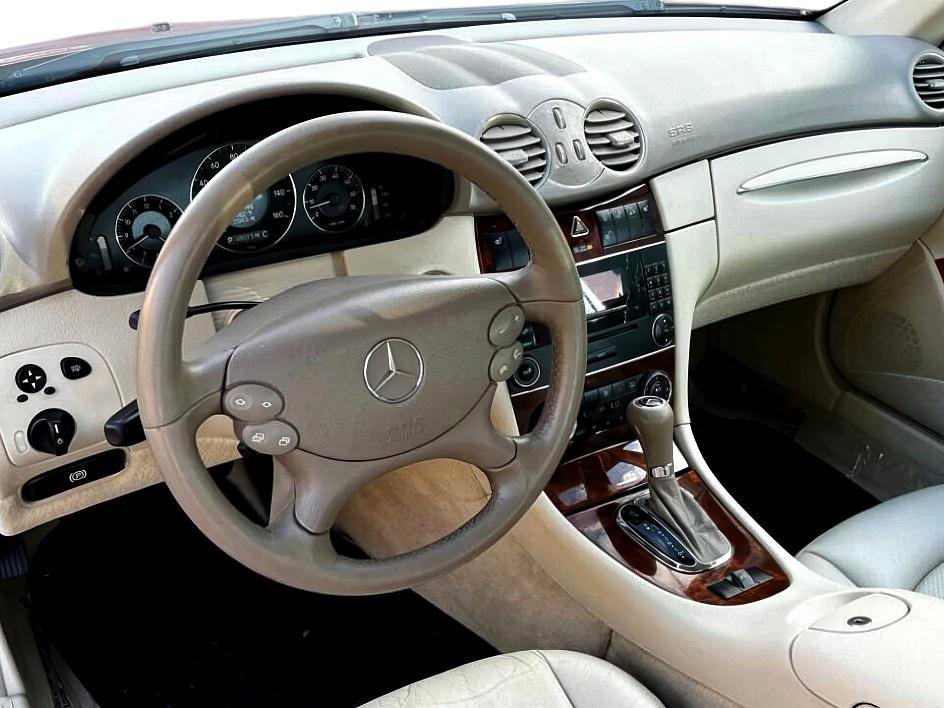 Used 2005 Mercedes-Benz CLK 500 CLK 500 2dr Cabriolet w/ Lighting Pkg image 17