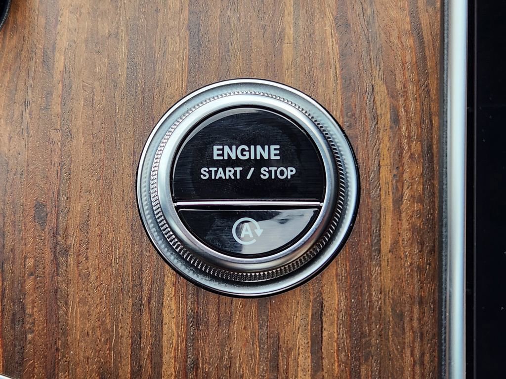 Certified 2023 Mercedes-Benz C 300 4MATIC Sedan image 20