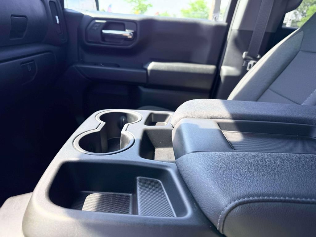 Used 2024 Chevrolet Silverado 1500 Custom Trail Boss AWD/4WD image 28