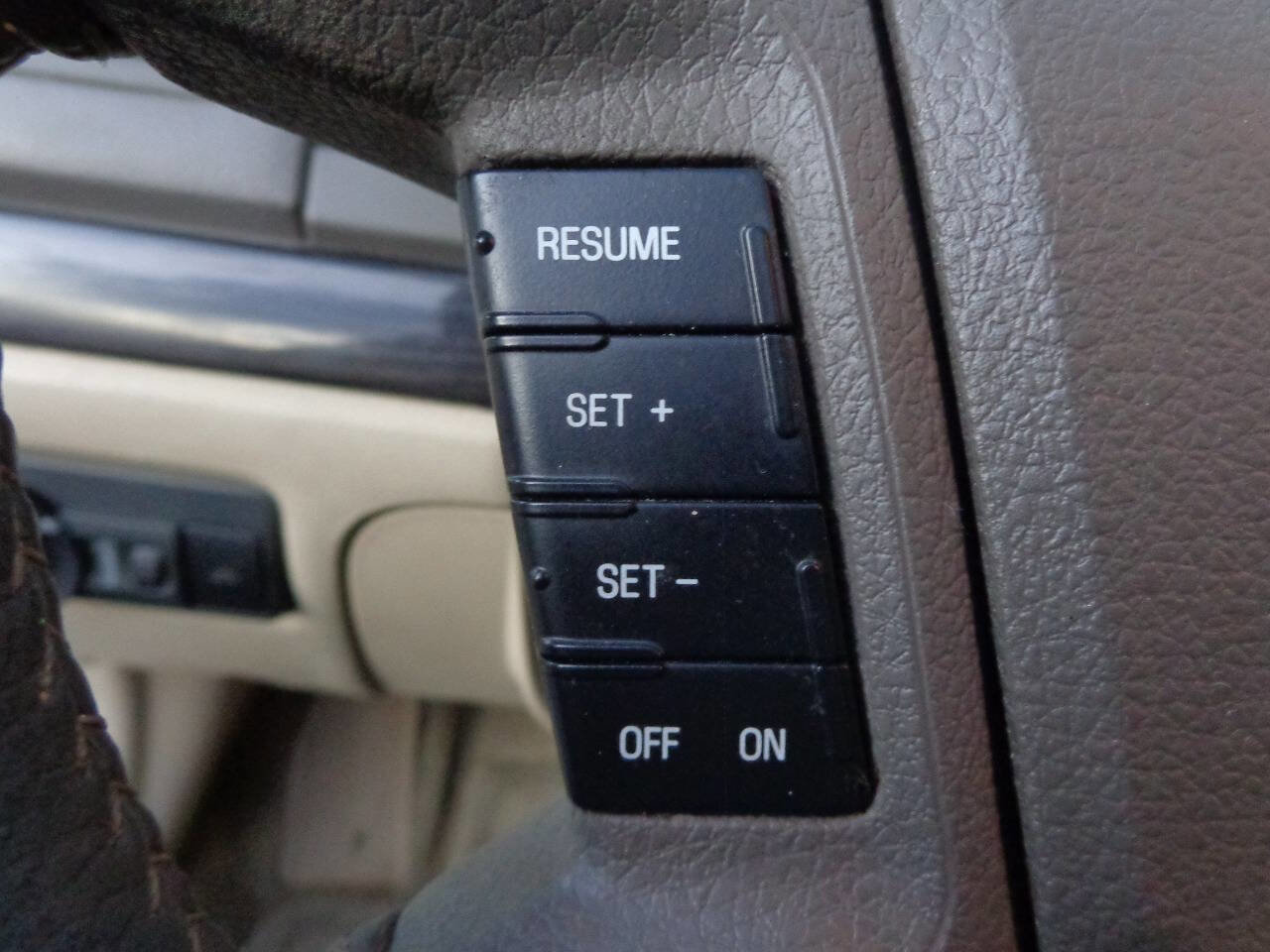 Used 2008 Ford Fusion SEL image 22