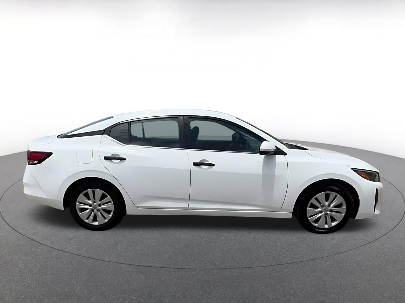 Used 2025 Nissan Sentra S FWD image 15