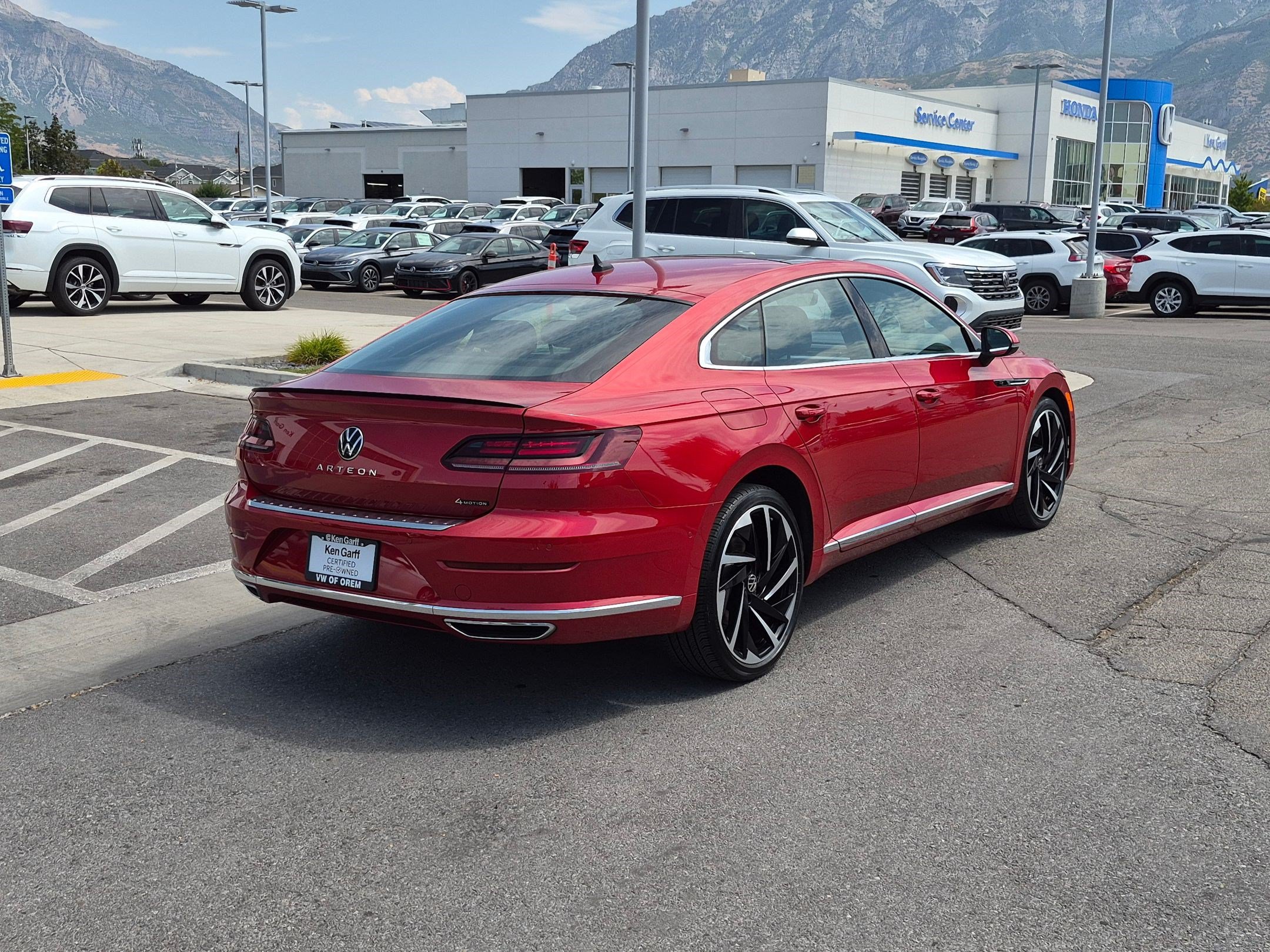 Used 2023 Volkswagen Arteon SEL Premium AWD/4WD image 3
