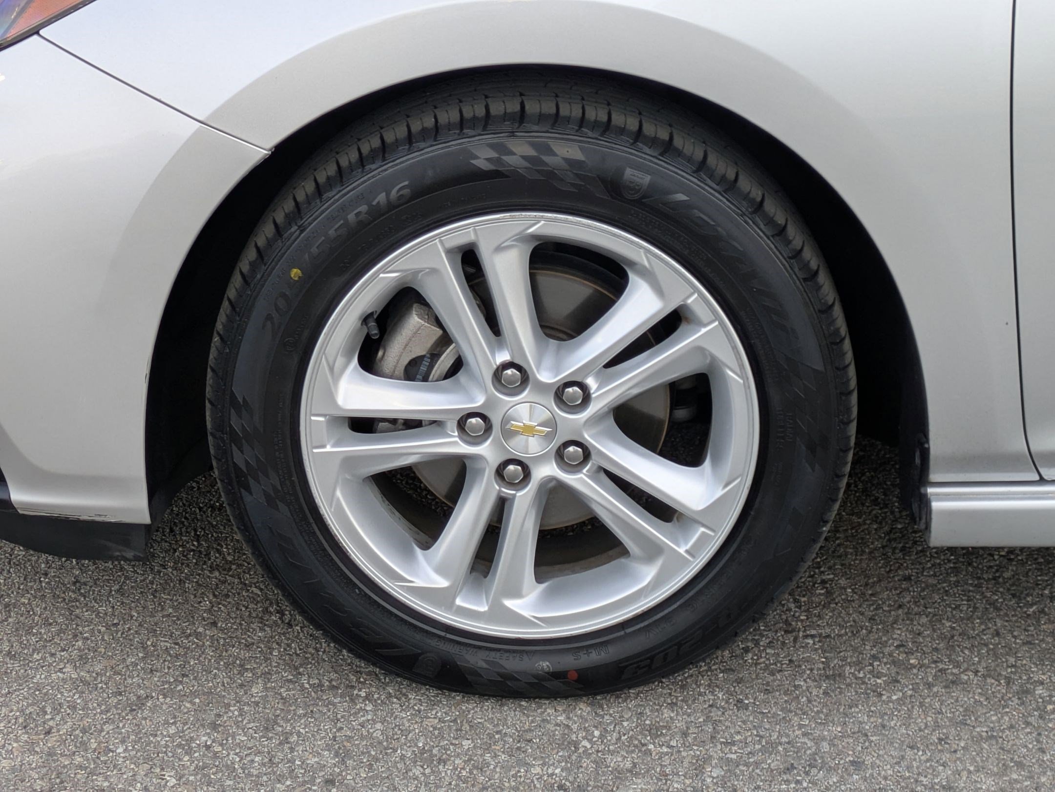 Used 2018 Chevrolet Cruze LT w/ RS Package image 9