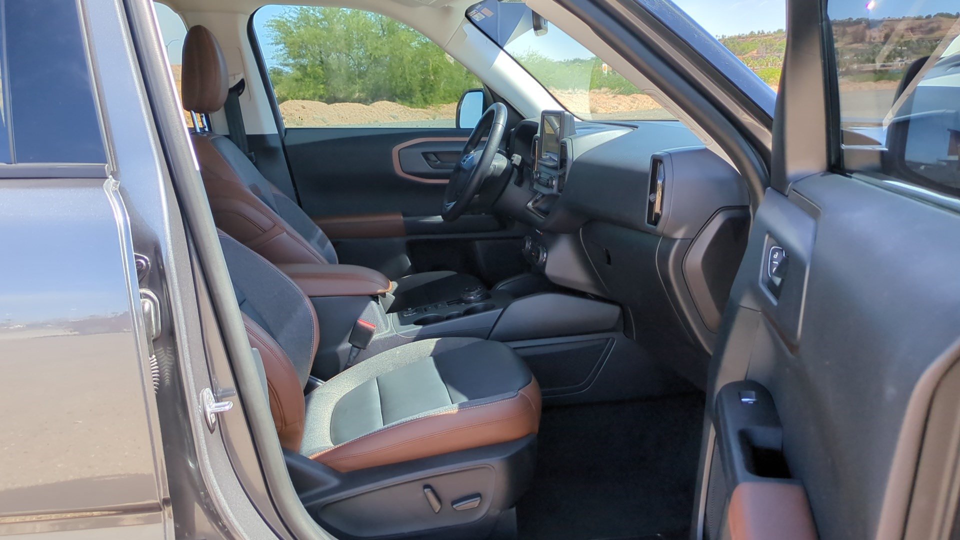 Certified 2023 Ford Bronco Sport Outer Banks AWD/4WD image 32