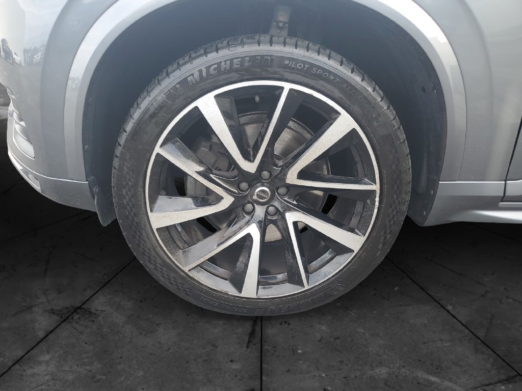 Used 2020 Volvo XC90 T6 Momentum w/ Protection Package Premier AWD/4WD image 14