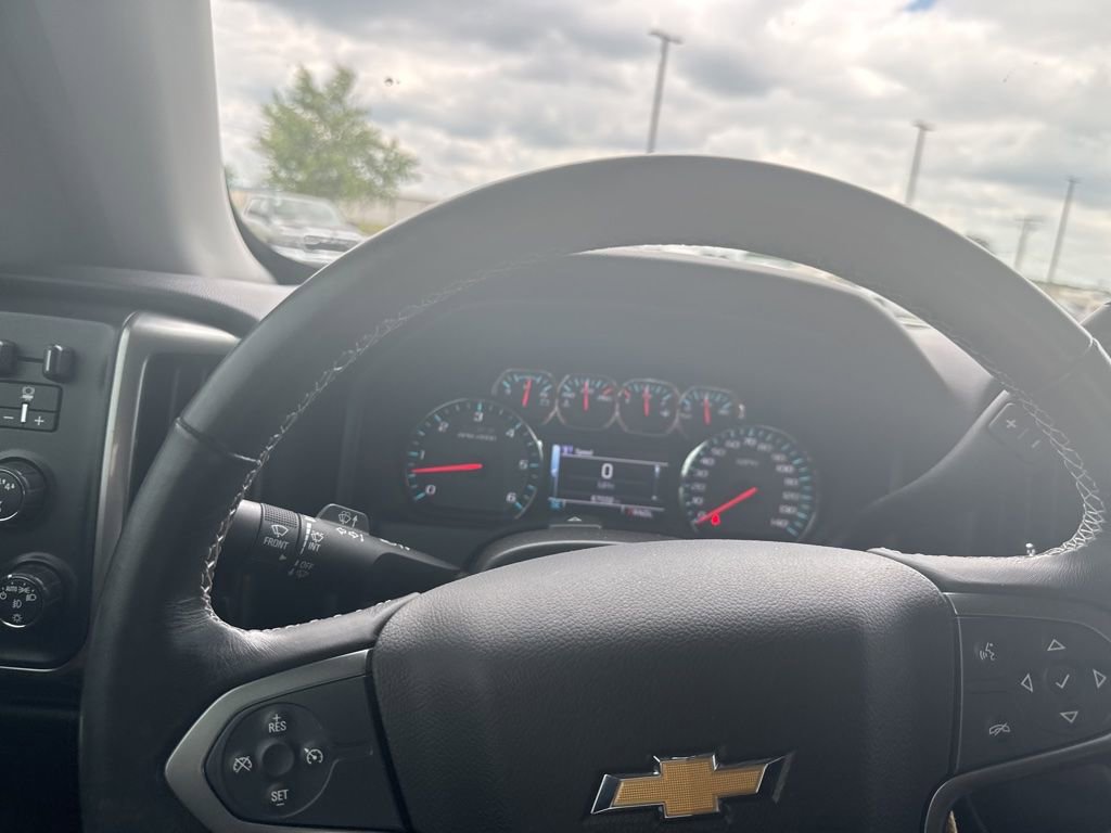Used 2018 Chevrolet Silverado 1500 LT w/ All Star Edition AWD/4WD image 18