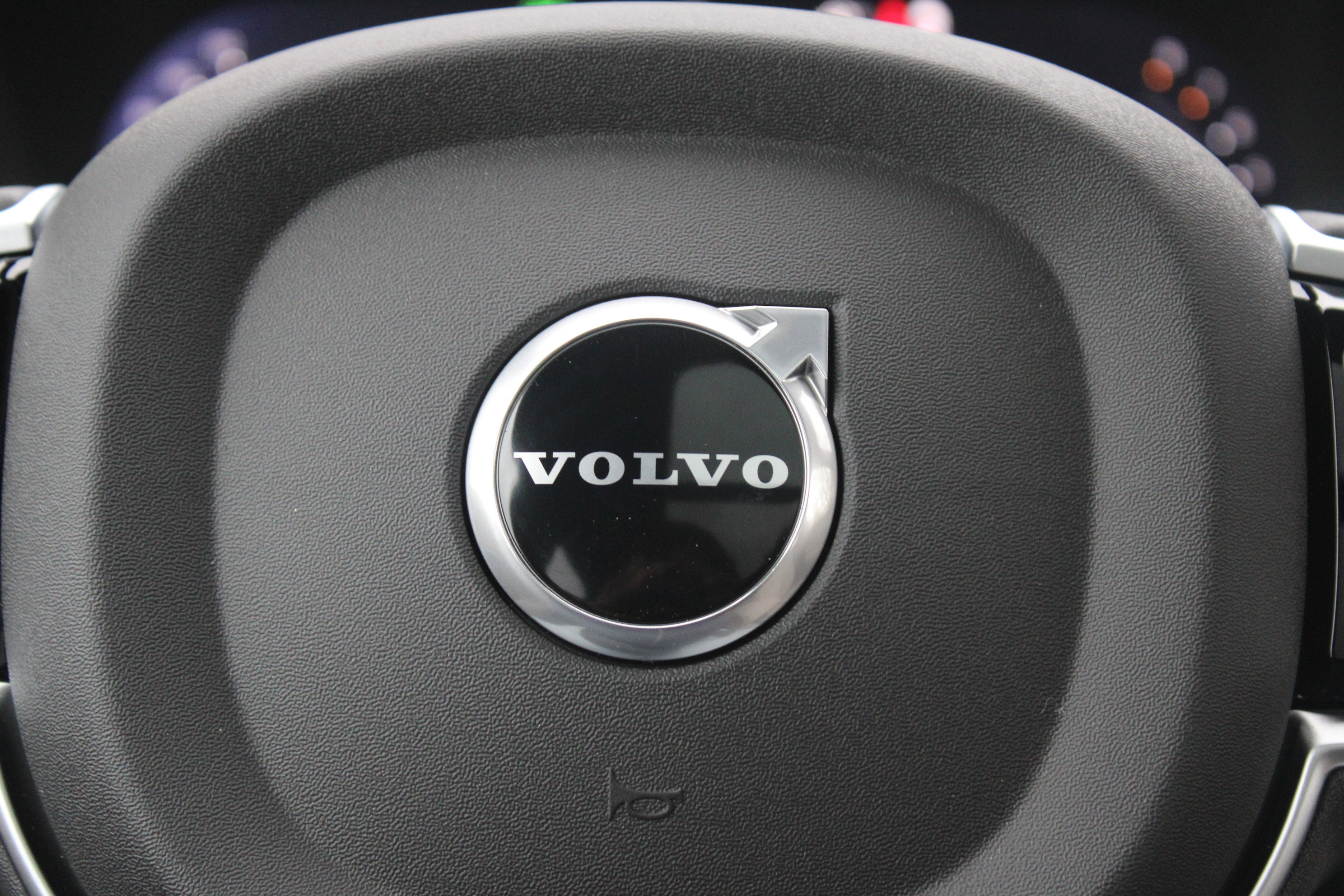 New 2026 Volvo XC90 B6 Plus w/ Protection Package AWD/4WD image 22