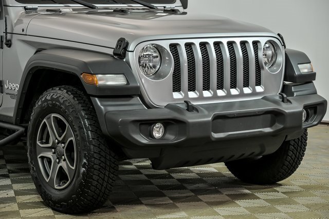 Used 2018 Jeep Wrangler Unlimited Sport S video 2