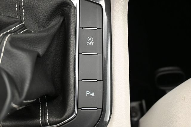 Used 2023 Volkswagen Tiguan SE R-Line FWD image 25