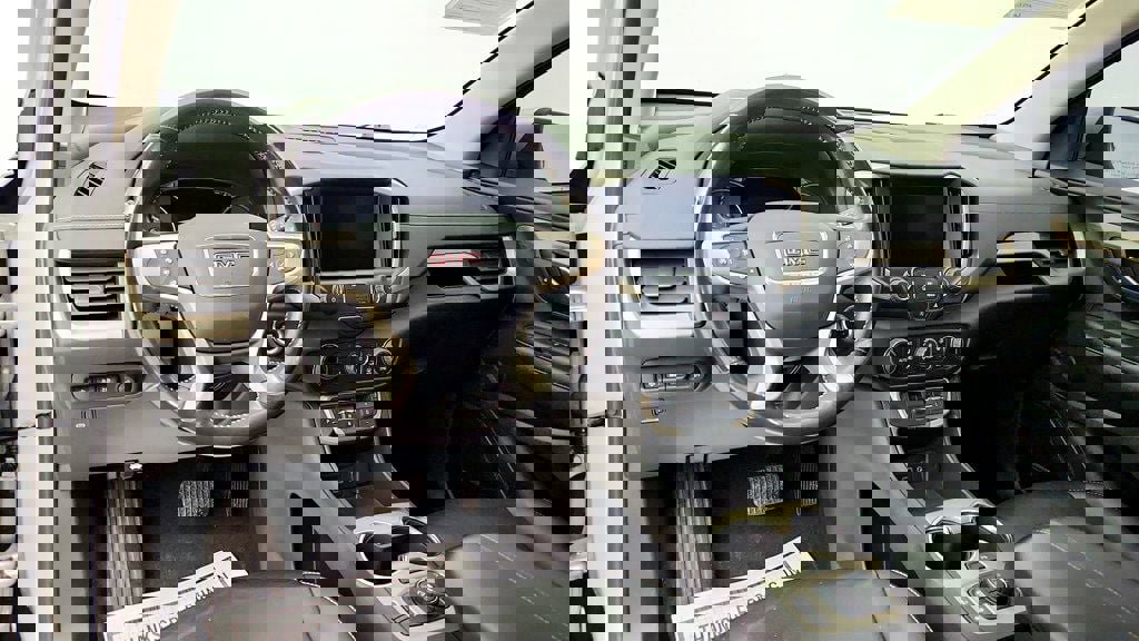 Used 2022 GMC Terrain Denali w/ LPO, Floor Liner Package image 13