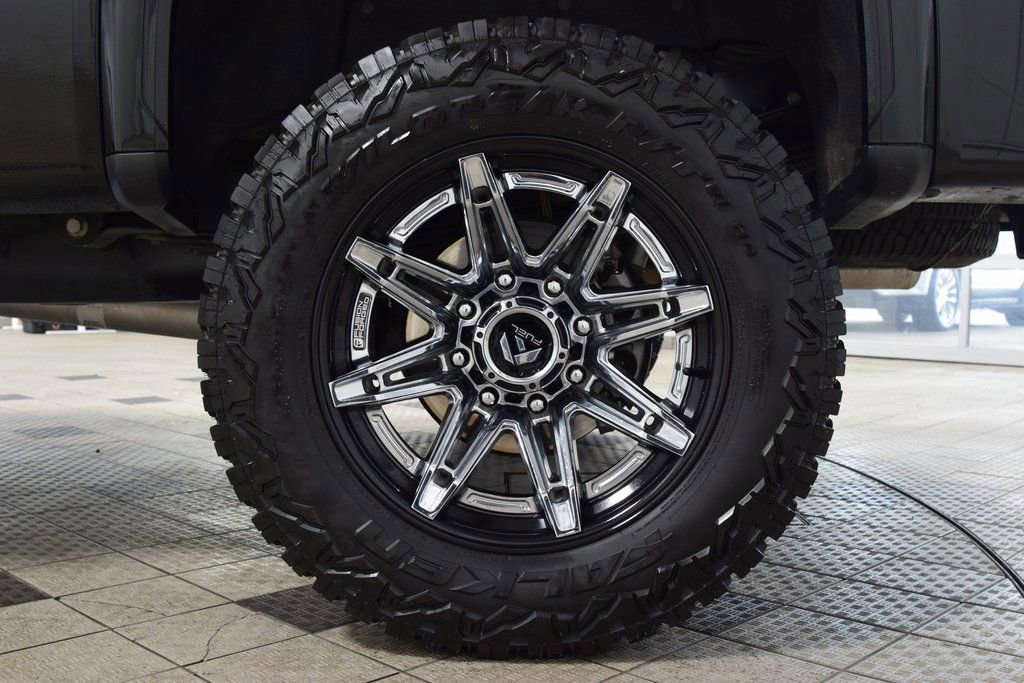 Used 2022 GMC Sierra 3500 Denali w/ Denali Ultimate Package image 26