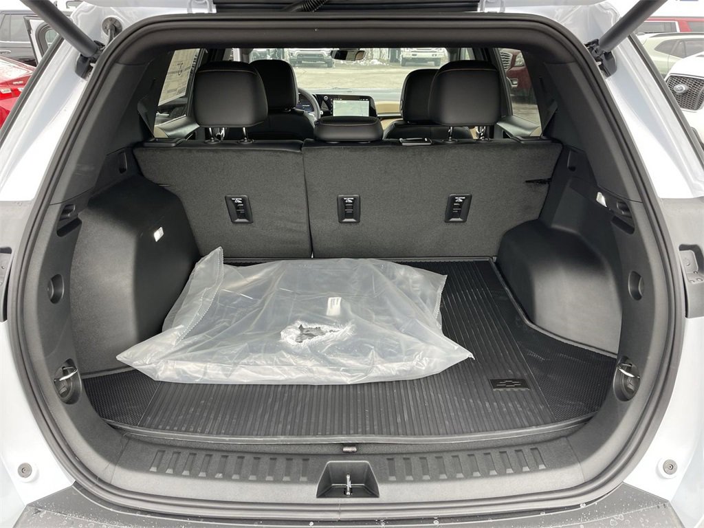 New 2026 Chevrolet Equinox ACTIV w/ Convenience Package III image 24