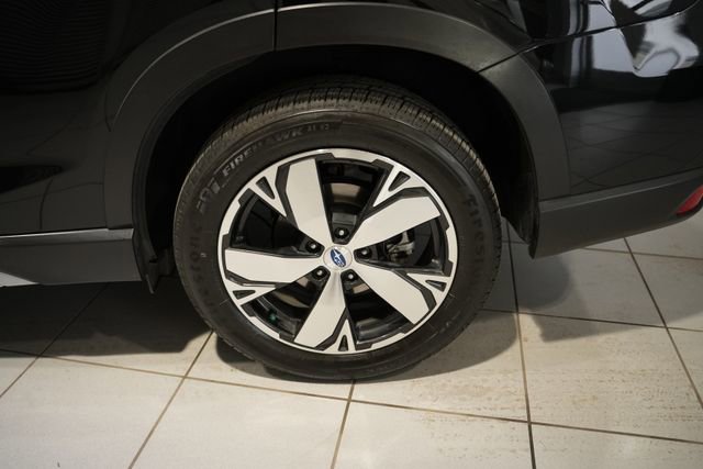 Used 2021 Subaru Forester Touring image 11