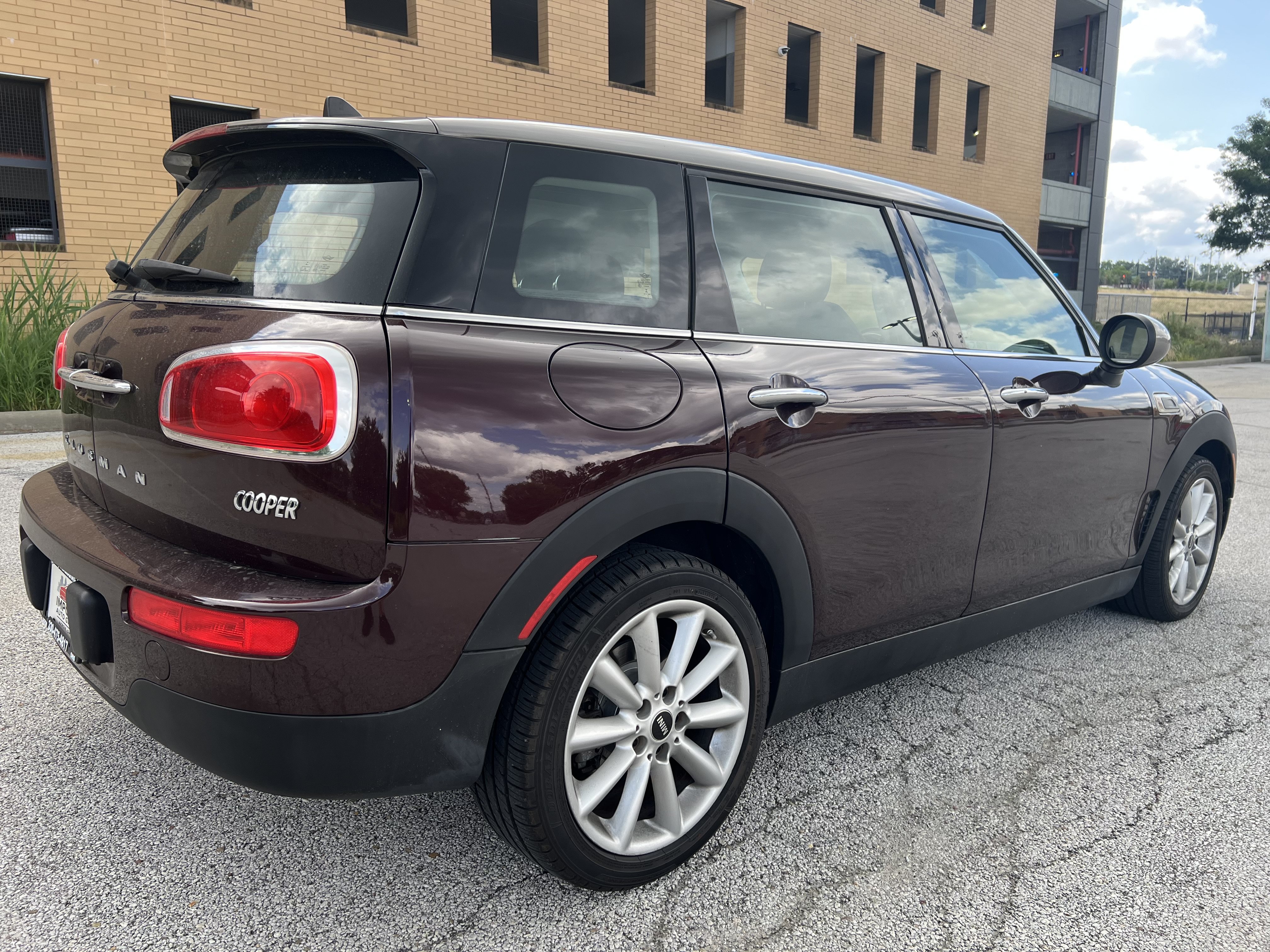 Used 2016 MINI Cooper Clubman FWD image 10