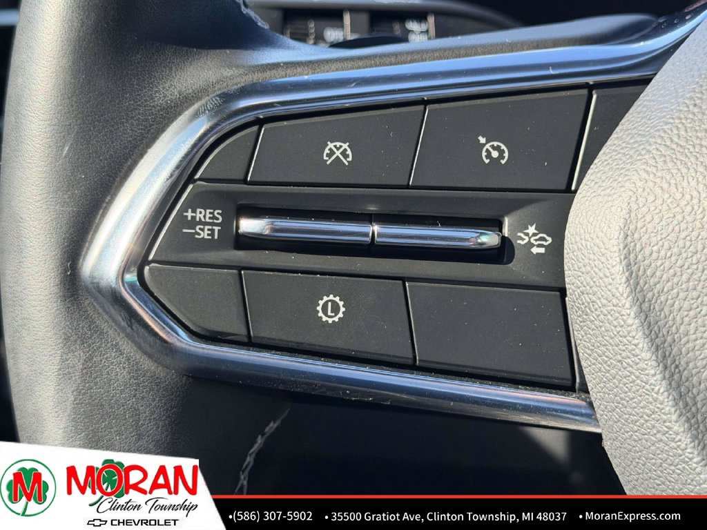Certified 2025 Chevrolet Traverse LT w/ Sun and Wheel Package AWD/4WD image 30