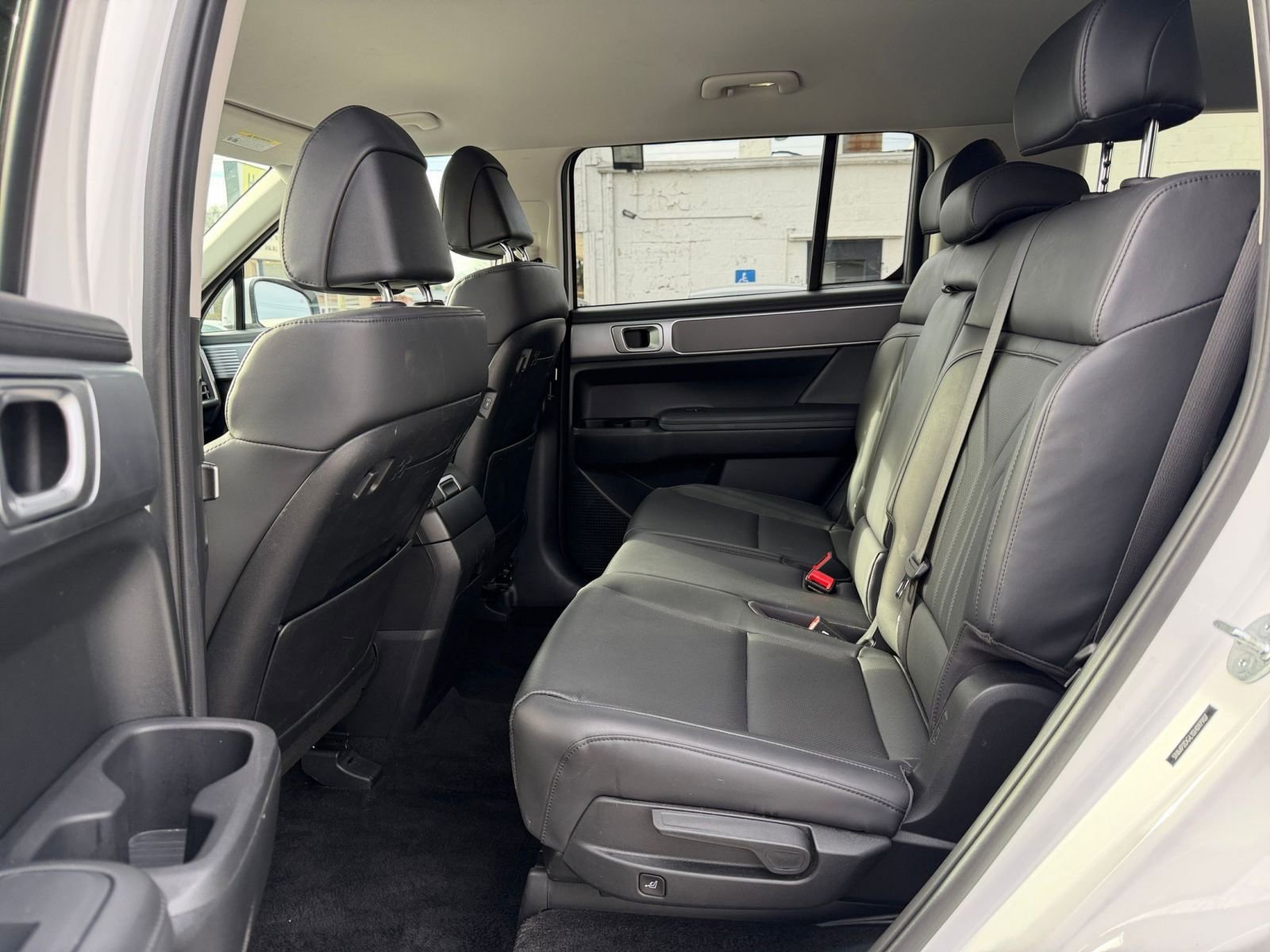 Used 2025 Hyundai Santa Fe SEL image 27