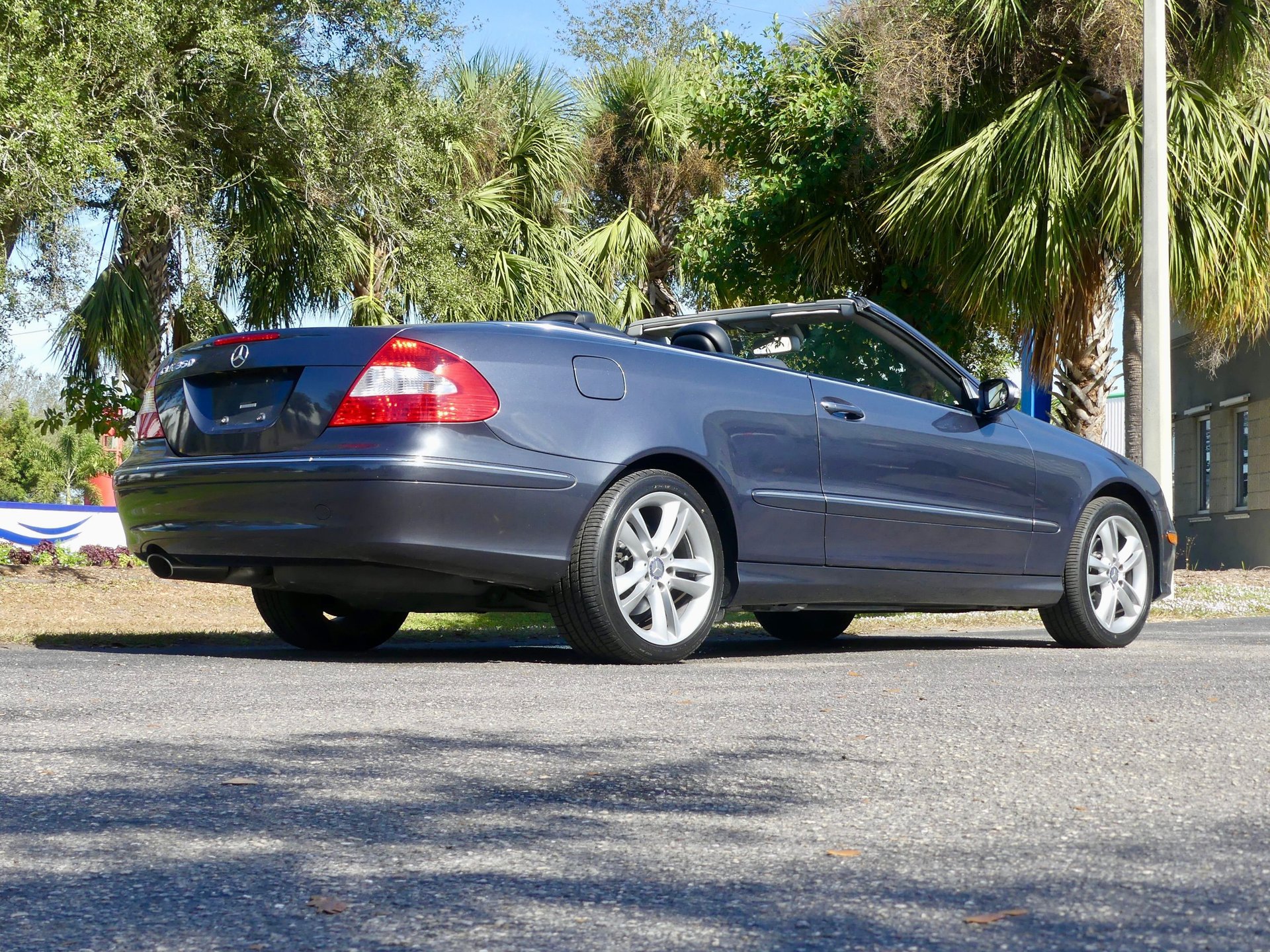 Used 2008 Mercedes-Benz CLK 350 Cabriolet image 28