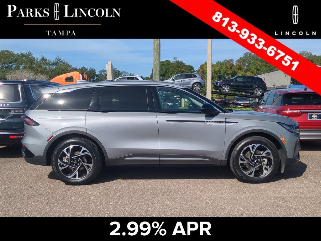 Certified 2025 Lincoln Nautilus Premier w/ Equipment Group 102A AWD/4WD image 3