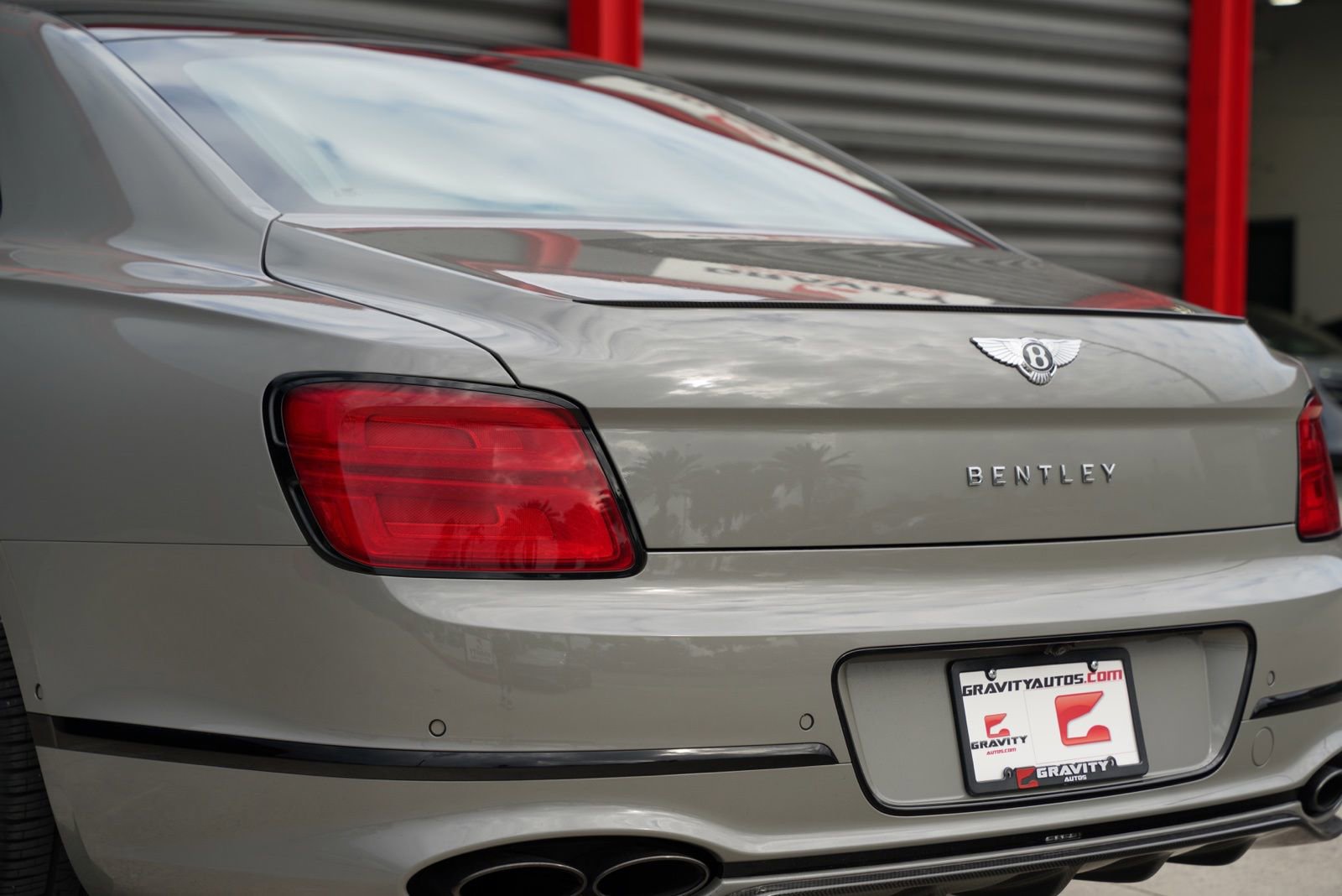 Used 2023 Bentley Flying Spur Azure AWD/4WD image 16