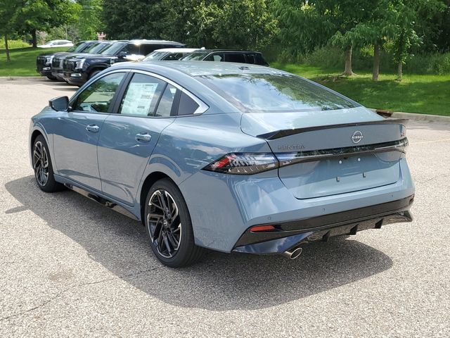 New 2026 Nissan Sentra SR w/ SR Premium Package FWD image 3