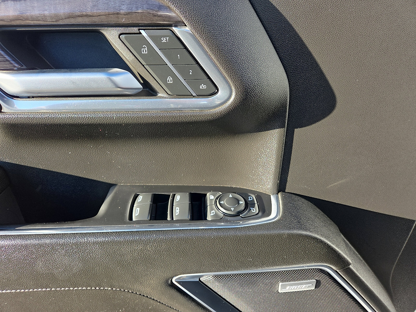 Used 2024 Chevrolet Silverado 1500 LTZ image 12