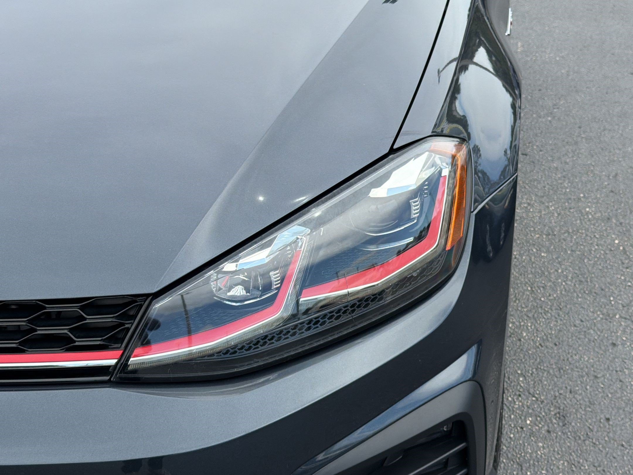 Used 2018 Volkswagen GTI SE w/ SE Leather Package FWD image 12
