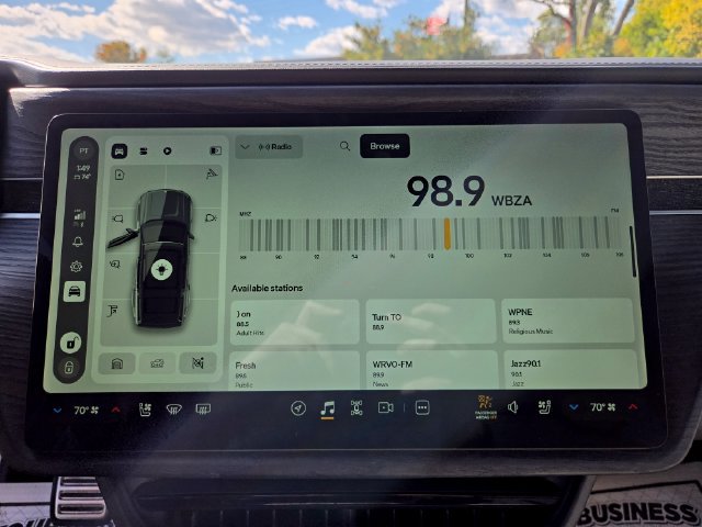 Used 2024 Rivian R1S Adventure Quad AWD/4WD image 23