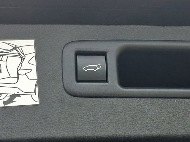 Used 2024 Toyota Highlander XLE image 34