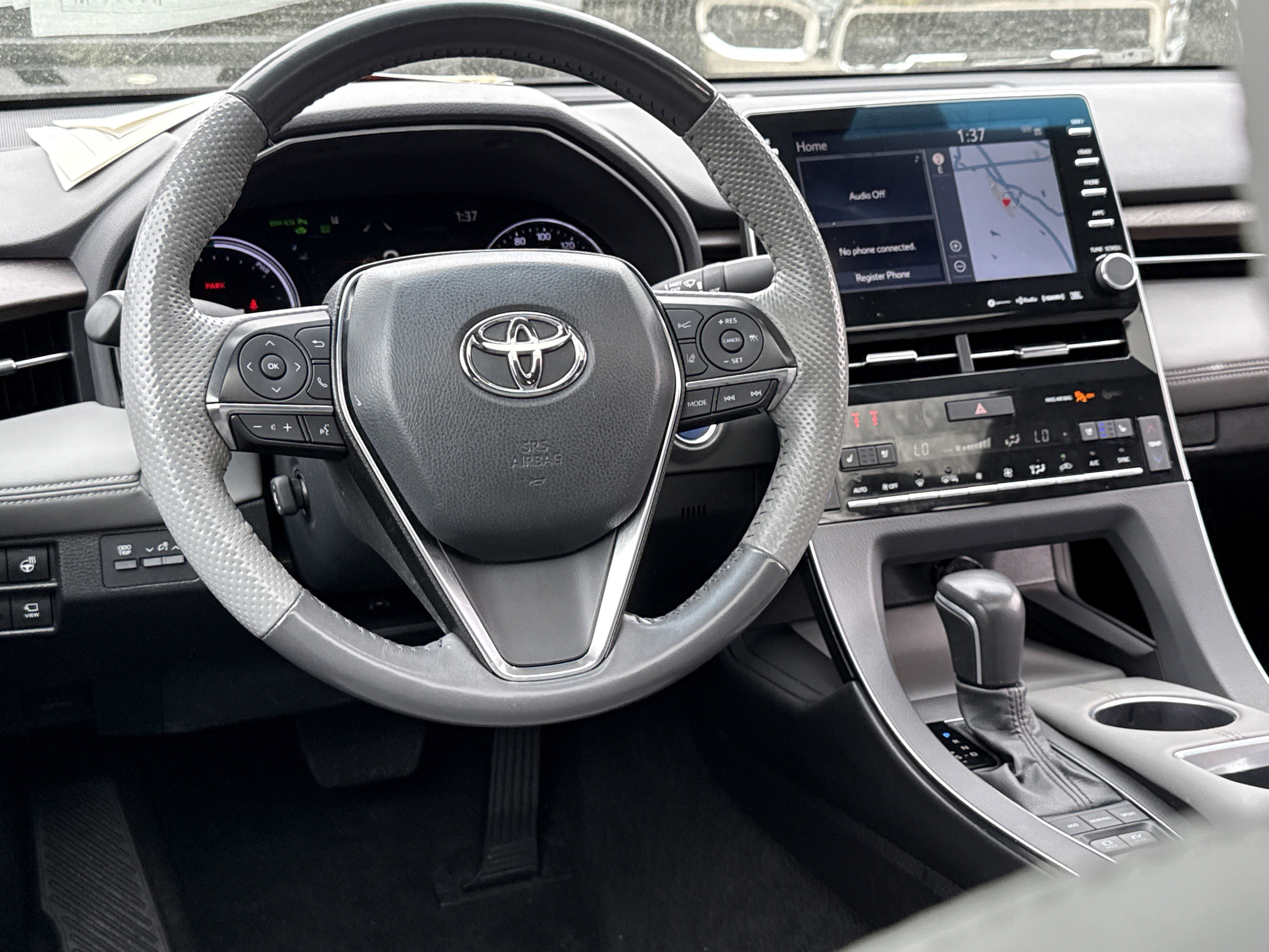 Used 2022 Toyota Avalon Limited w/ Advanced Safety Package image 22