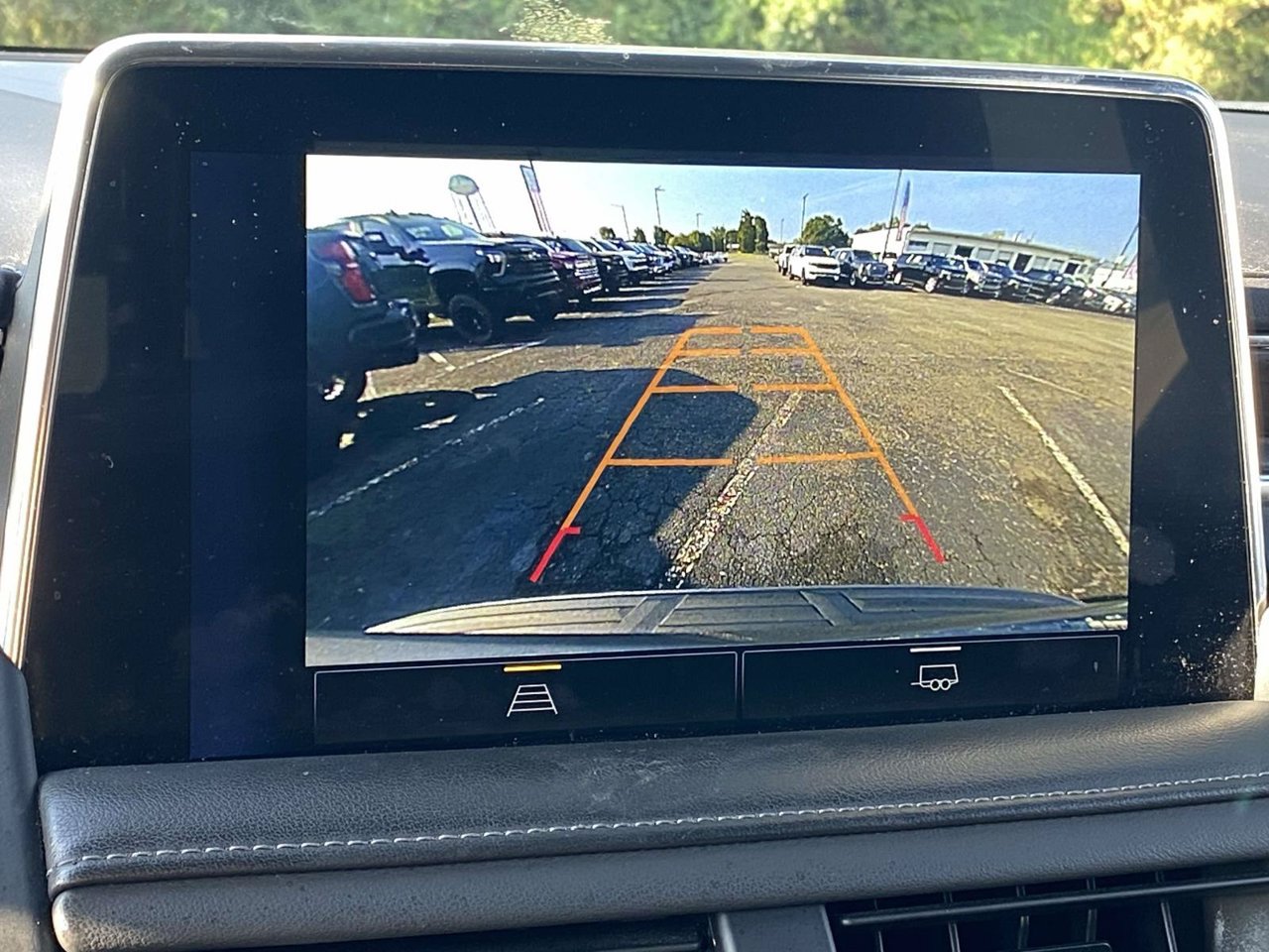 Used 2022 Chevrolet Tahoe LT AWD/4WD image 40