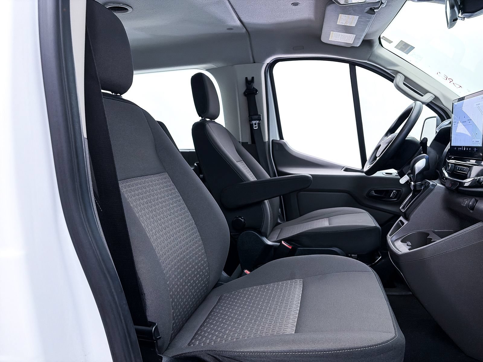 Used 2023 Ford Transit 350 XLT RWD image 33