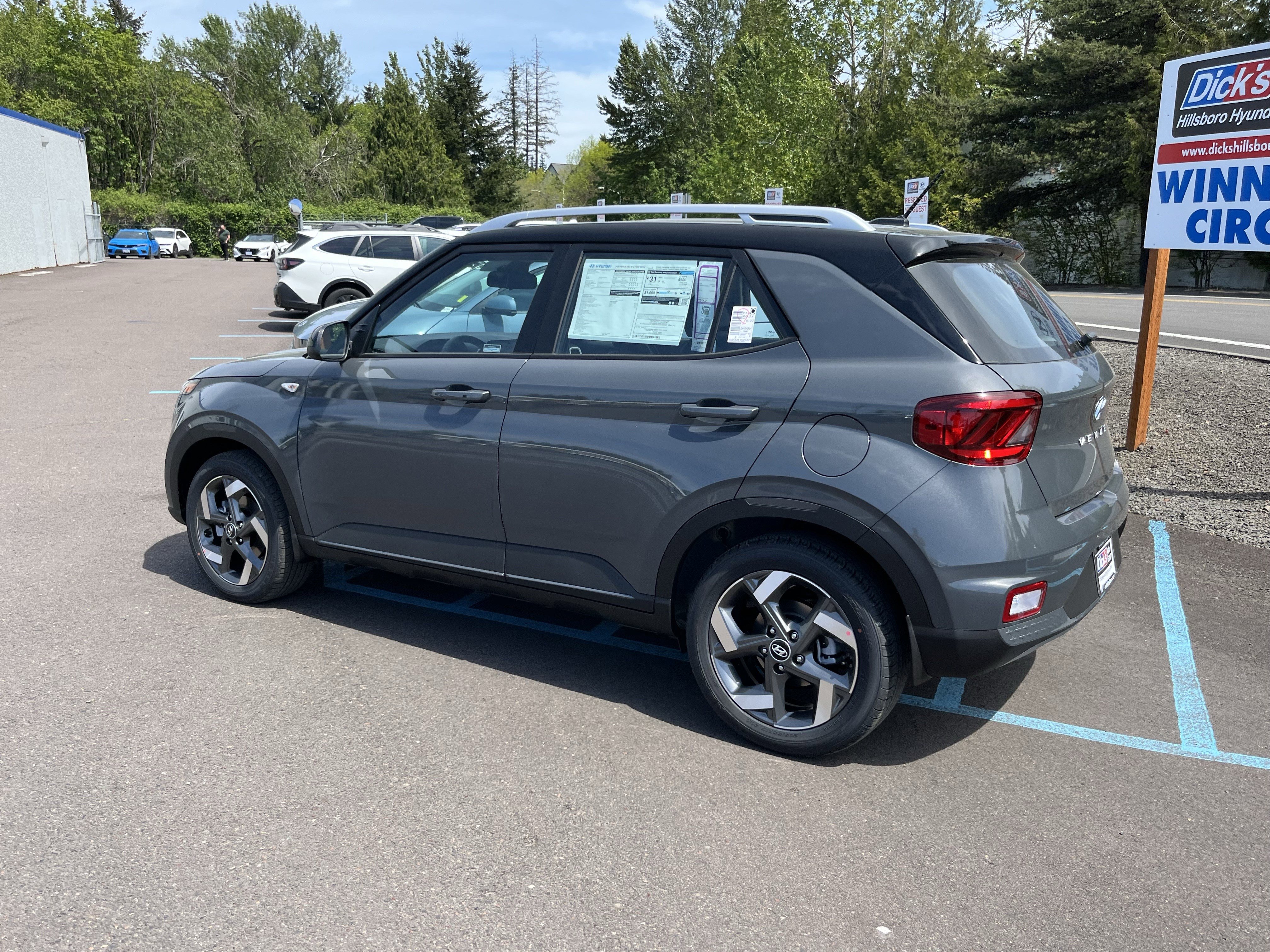 New 2026 Hyundai Venue SEL FWD image 3