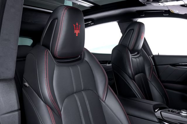 Used 2024 Maserati Levante GT Ultima AWD/4WD image 51