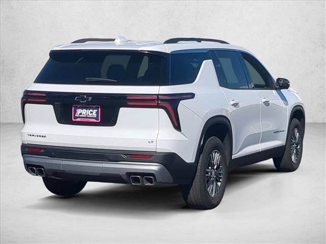 Used 2024 Chevrolet Traverse LT w/ LPO, Floor Liner Package FWD image 5