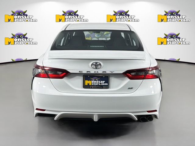 Used 2024 Toyota Camry SE FWD image 6