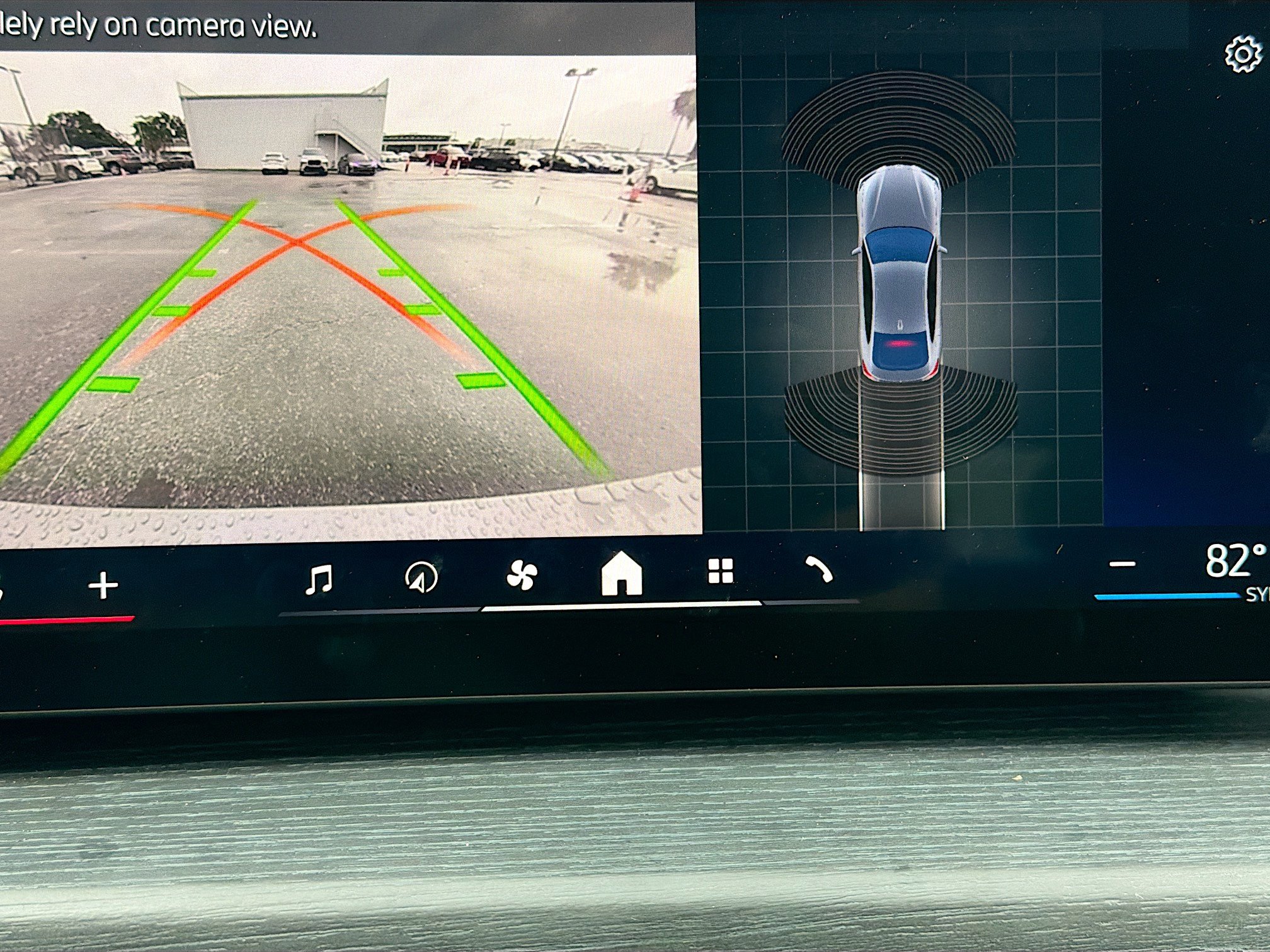 Used 2025 BMW i4 eDrive40 RWD image 33