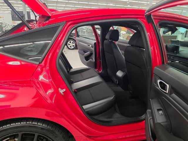 Used 2023 Honda Civic Sport image 12