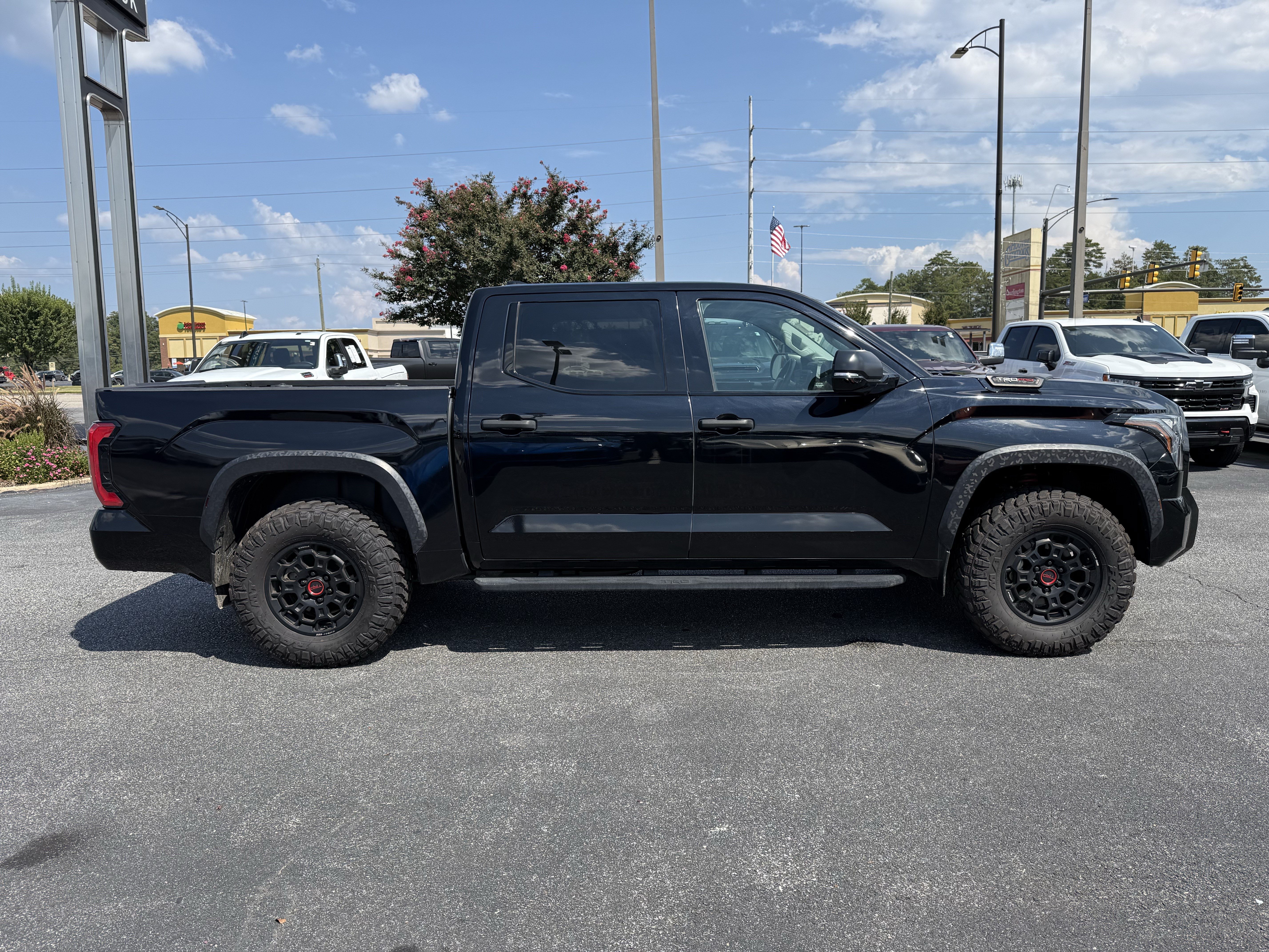 Used 2022 Toyota Tundra TRD Pro AWD/4WD image 11