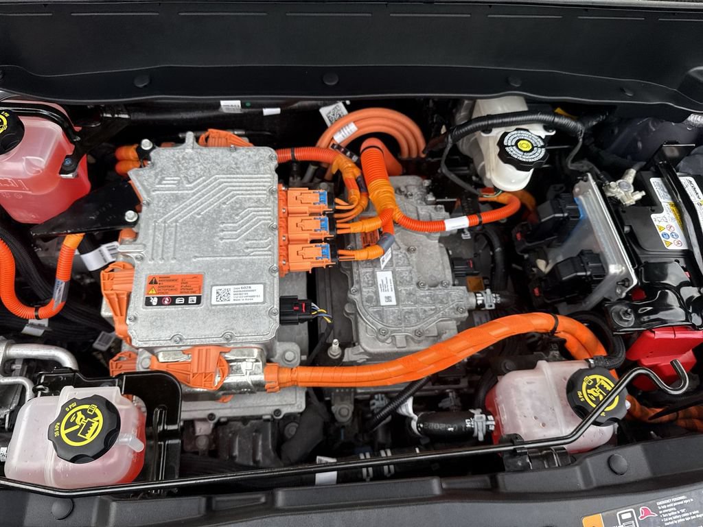Used 2023 Chevrolet Bolt EUV Premier w/ Sun & Sound Package FWD image 18